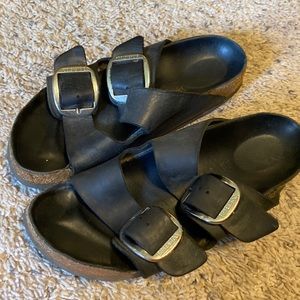 Birkenstock sz 38 Black Arizona Oiled Leather Big Buckle Slide Sandals